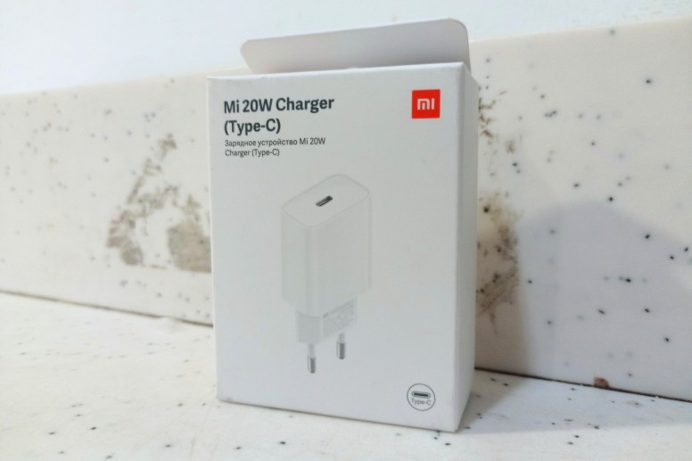 S22 Ultra 65W Charger