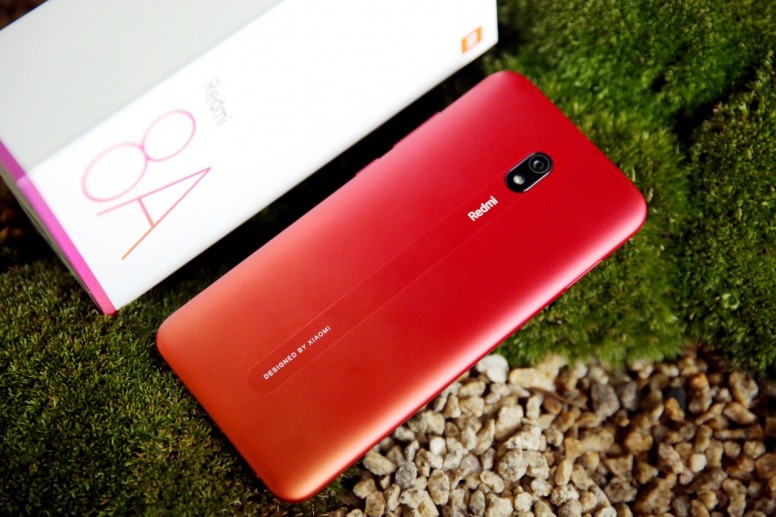 Смартфон Xiaomi 8