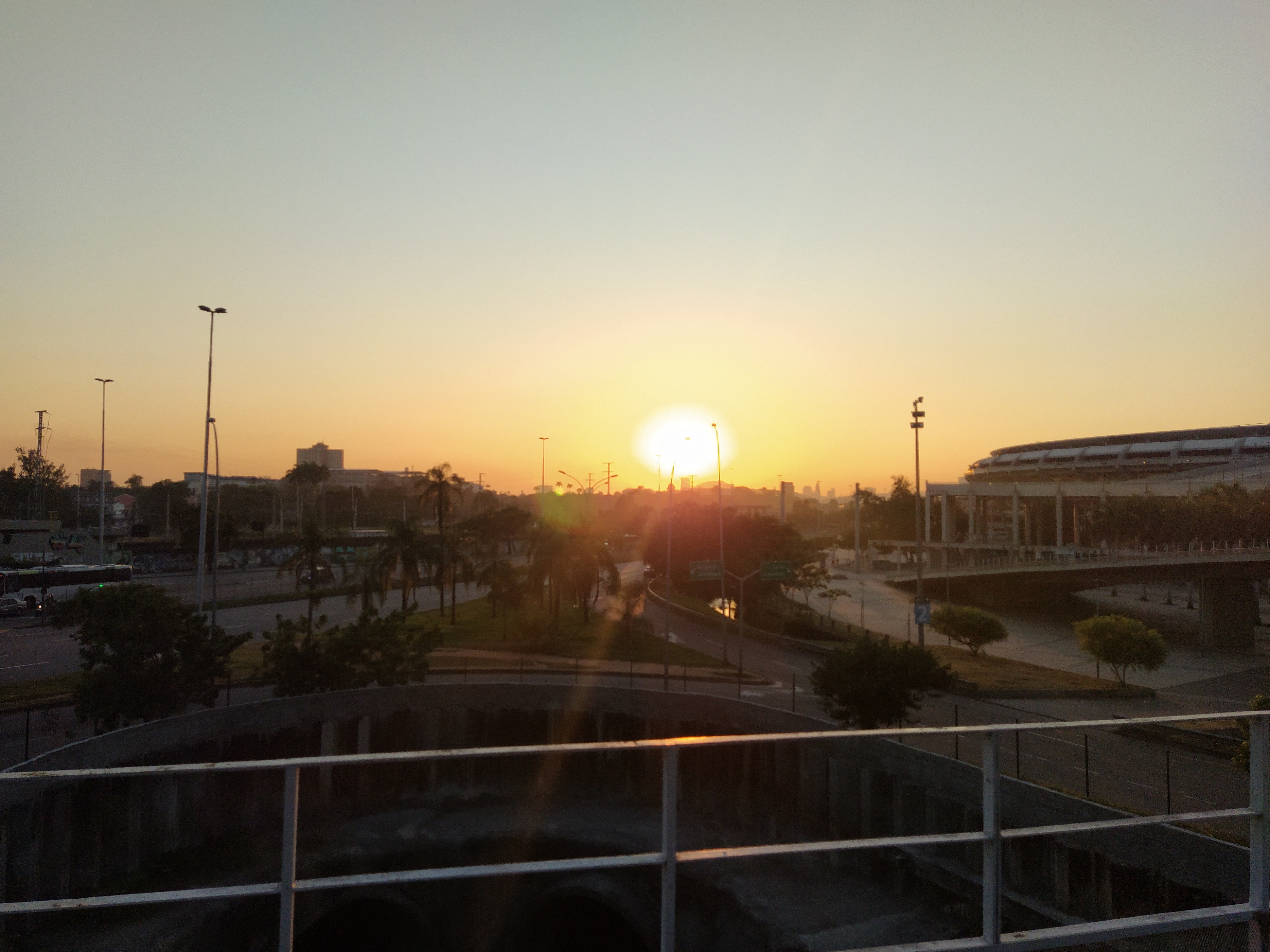 Nascer Do Sol No Maracana Rio De Janeiro Brasil Photography Mi Community Xiaomi