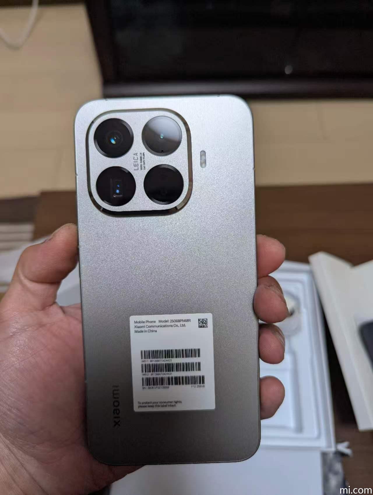 Xiaomi 15T Pro 仕様 – Leicaカメラ, HyperOS, 日本詳細