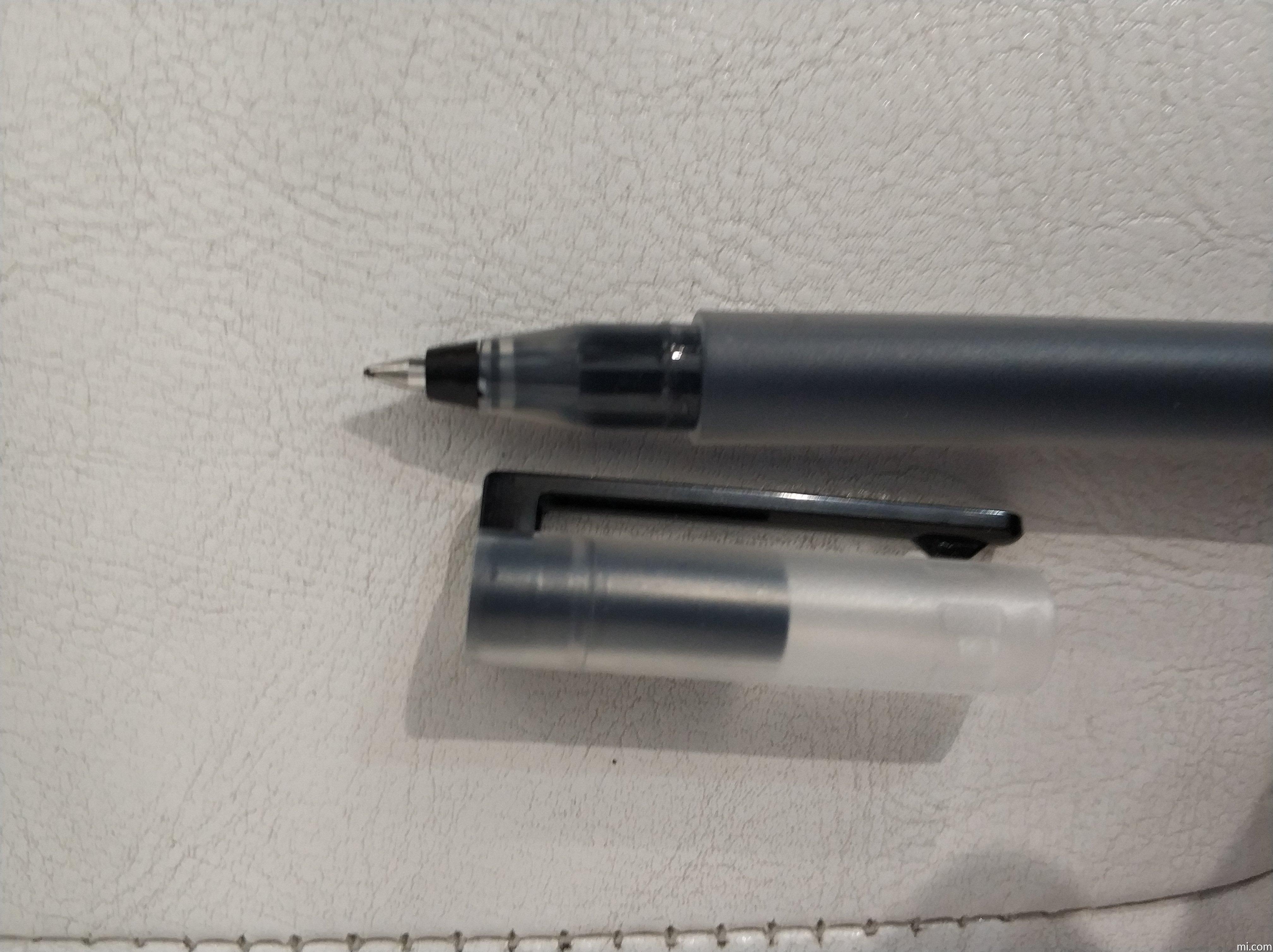Xiaomi MI - Penne a inchiostro gel grandi, per una maggior durata, penna a  sfera da 0,5 mm, confezione da 10 (nero) : : Cancelleria e  prodotti per ufficio