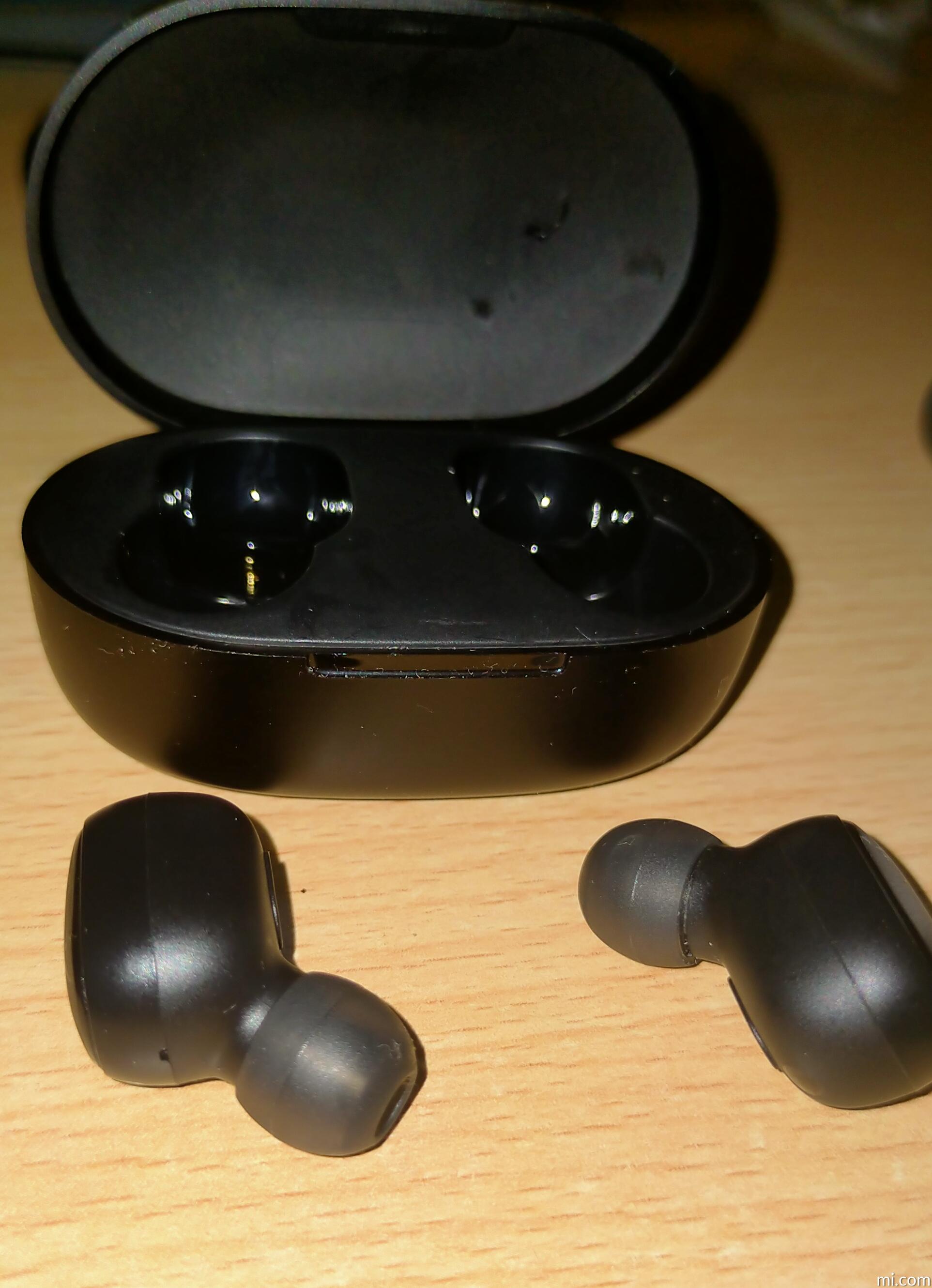 Auriculares Inalambricos Xiaomi Earbuds Basic 2 Bluetooth - $ 107.235,1