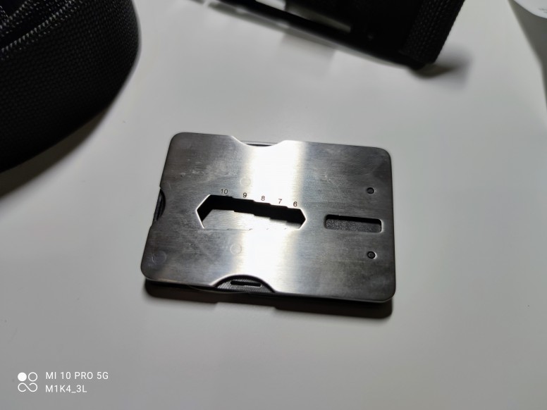 [Unbox] NexTool ou la mini ceinture de MacGyver