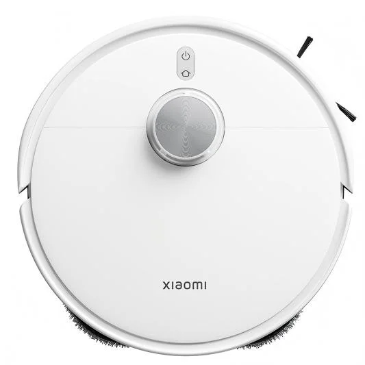 Robot vacuum cleaner with charging dock