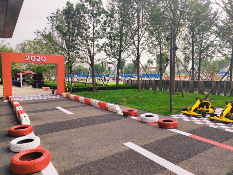 bec13651c0.jpg Petite surprise pour les employées de Xiaomi Chine ce matin