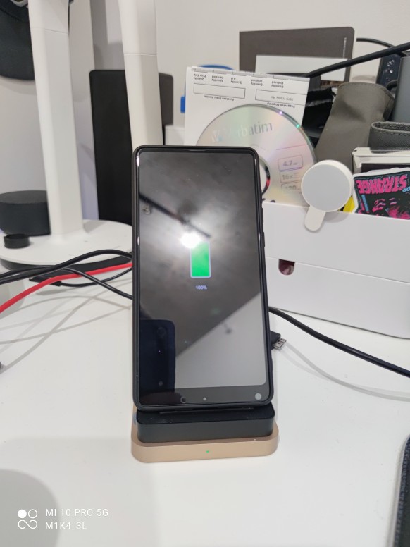 [Unbox] Mi 55W Chargeur sans fil, quand t'as pas de câbles et que tu es pressé