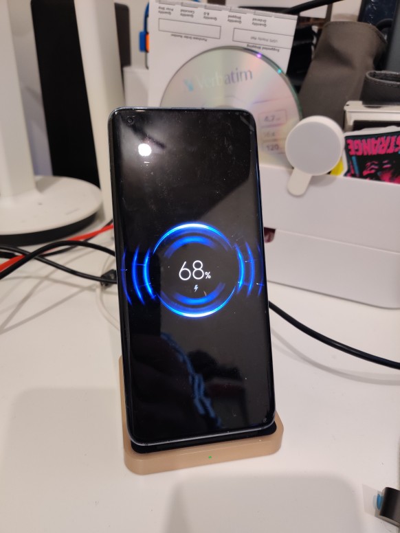 [Unbox] Mi 55W Chargeur sans fil, quand t'as pas de câbles et que tu es pressé