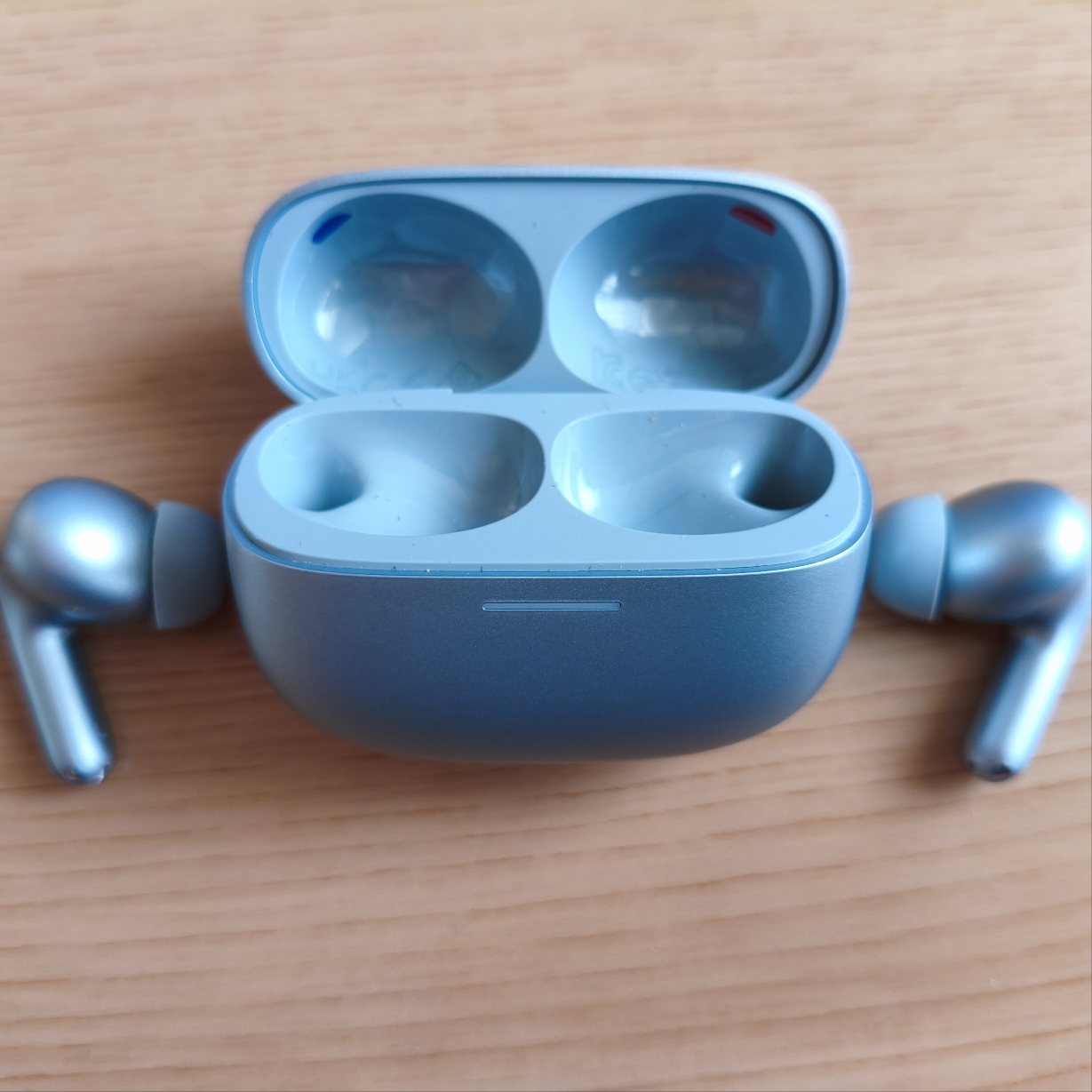 REDMI Buds 8 Pro | Xiaomi 日本 | すべての仕様と機能