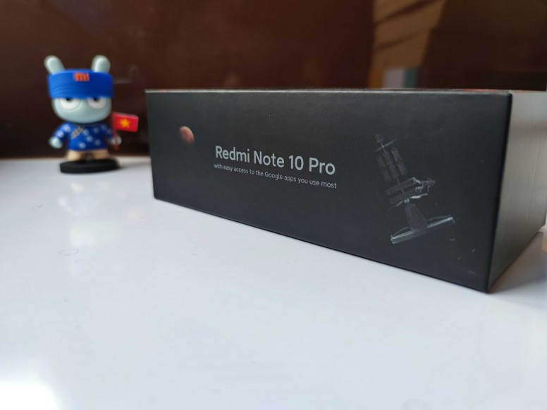 Cùng mở hộp Redmi Note 10 Pro phiên bản MFF!