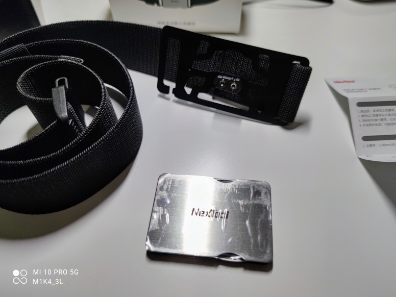 [Unbox] NexTool ou la mini ceinture de MacGyver