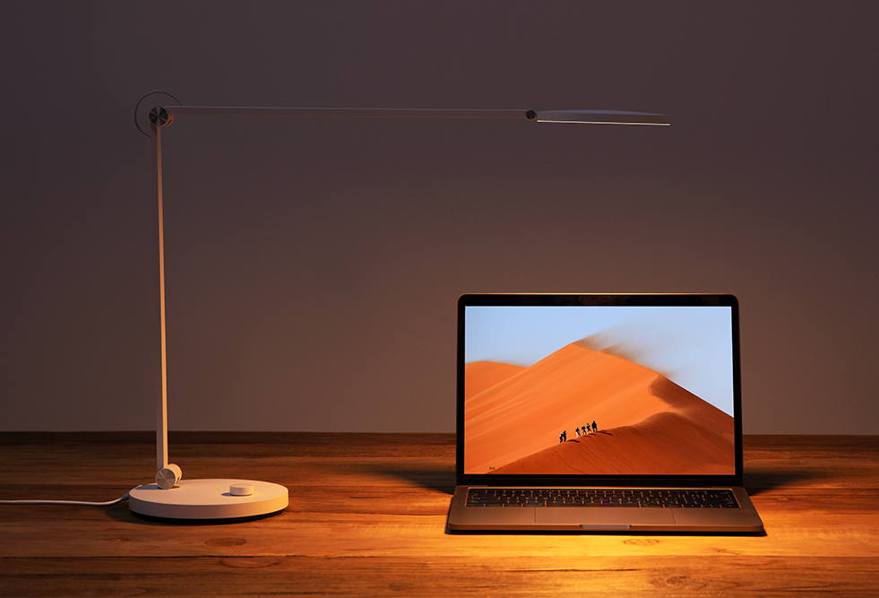 Xiaomi Mi Smart Pro lampada da tavolo LED Bianco - Lampade da tavolo -  Esseshop - Il tuo Partner in Informatica, PC e Networking