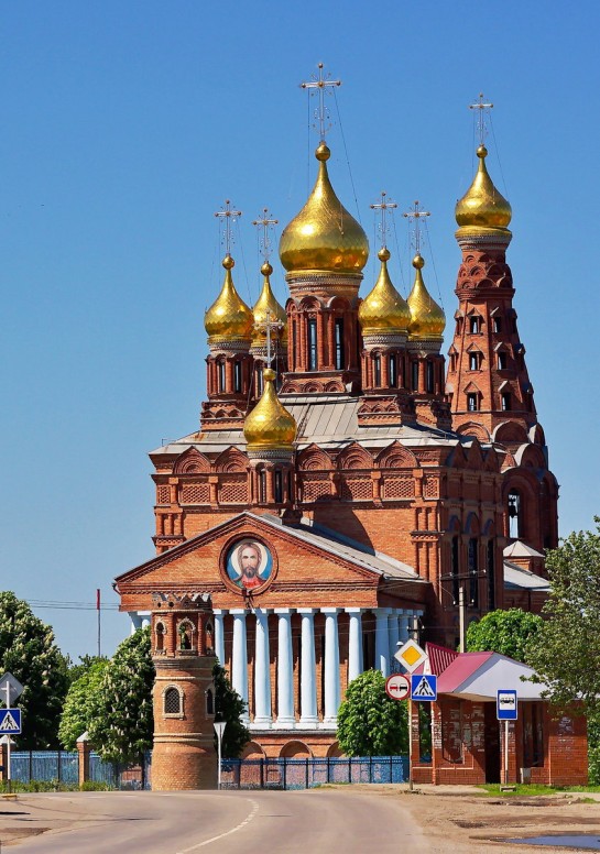 Кущевское краснодарский край. Храм Иоанна Богослова Кущевская. Храм Иоанна Богослова в ст. Кущевской. Храм станица Кущёвская станица. Храм св апостола Иоанна Богослова Кущевская.