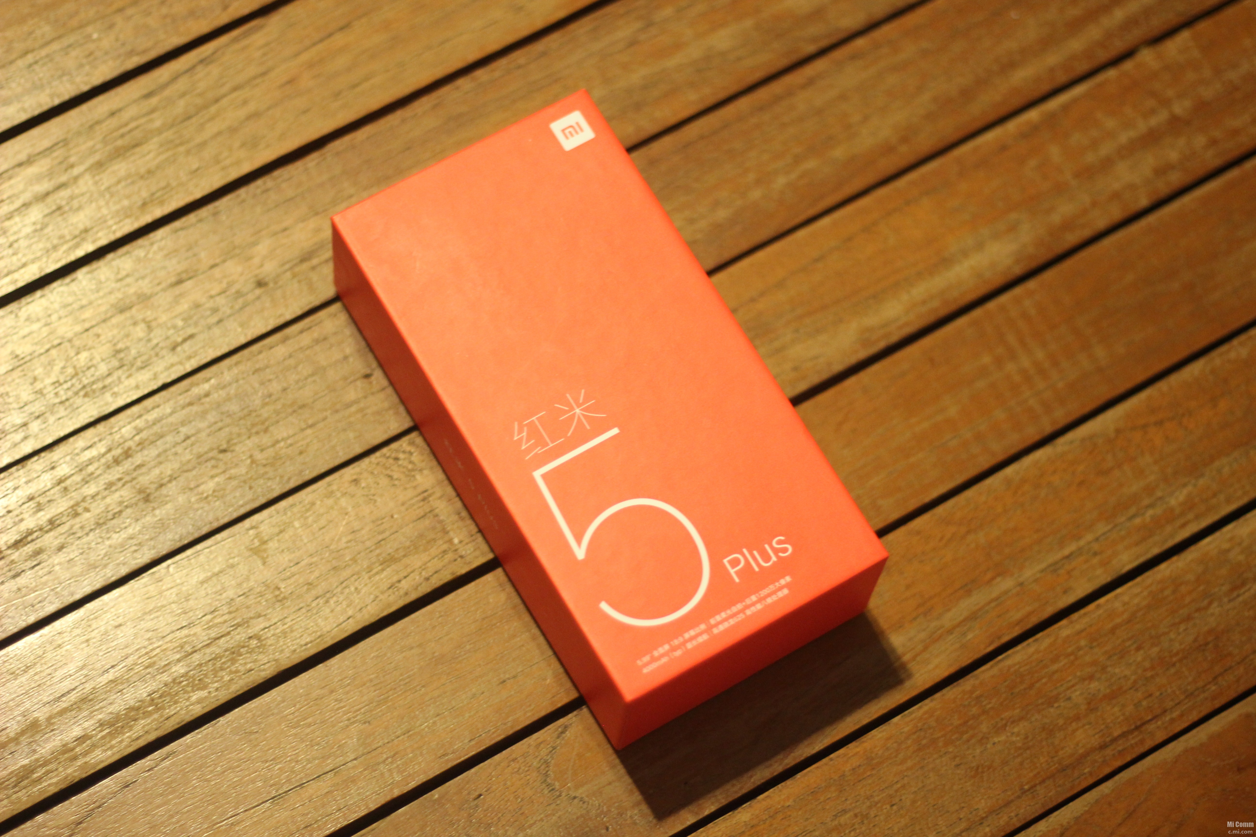 Redmi 5 Plus АКБ. Коробка редми 5 плюс. Xiaomi Redmi 2018. Коробка Redmi 5.
