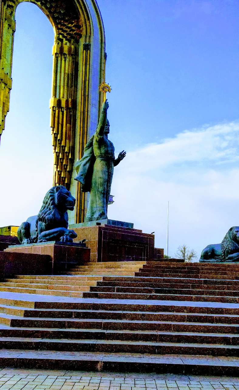 Душанбе памятник Исмоил Сомони - Фото - Xiaomi Community - Xiaomi
