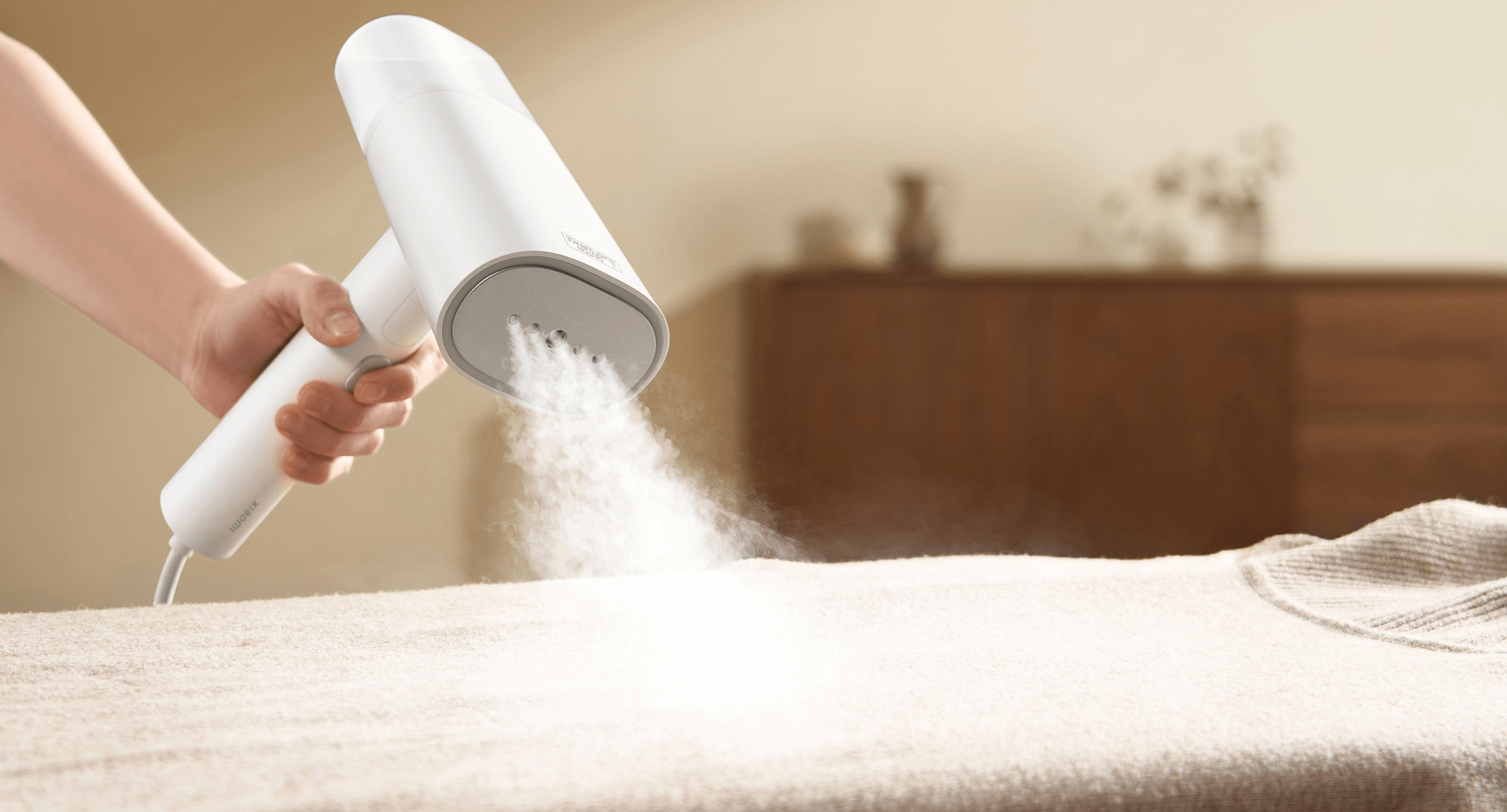 Xiaomi Handheld Garment Steamer - Xiaomi Malaysia