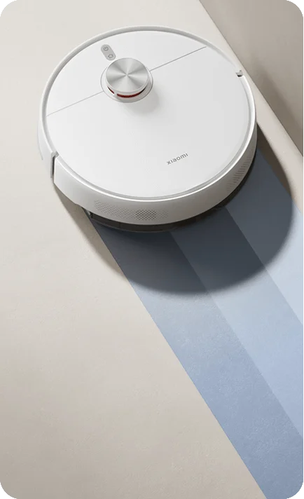Xiaomi Robot Vacuum S40 branco em primeiro plano sobre fundo claro.