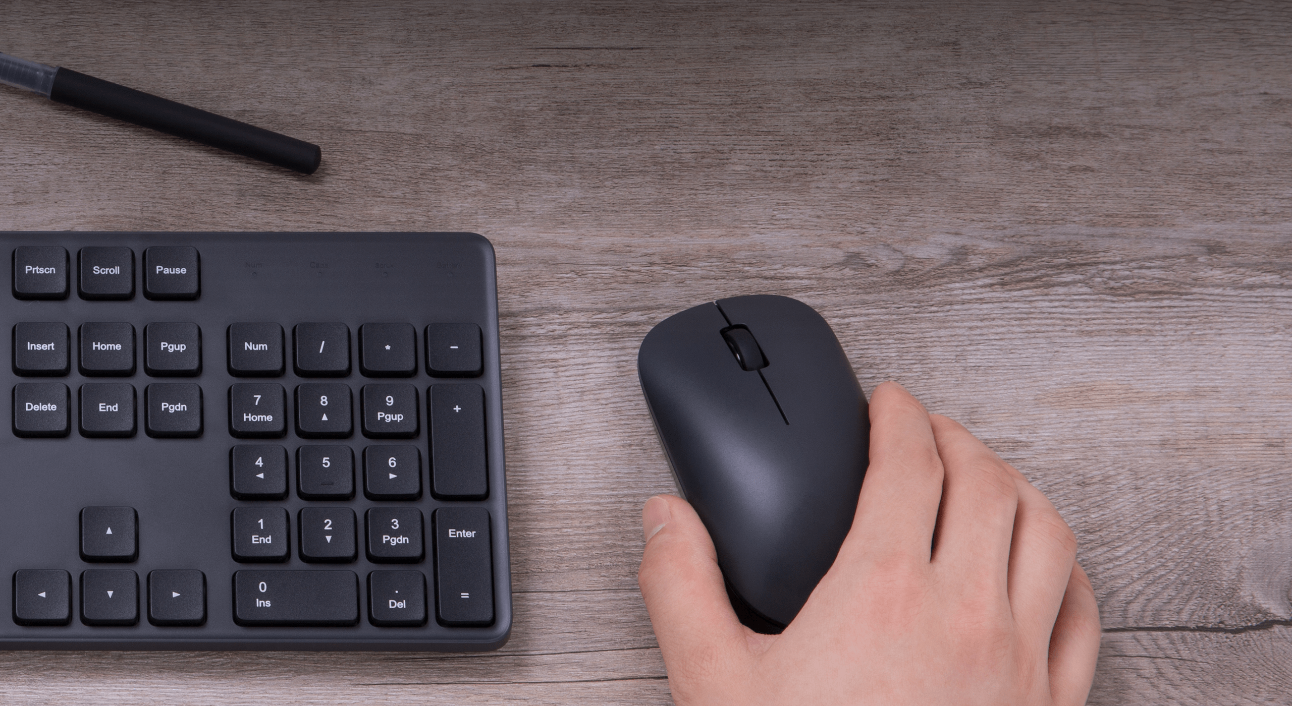 Xiaomi Wireless Mouse Lite-Solid grip for steady control